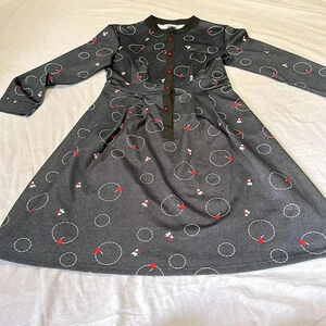 Vicky and Lucas fit and flare long sleeve button front dress size Large Midi